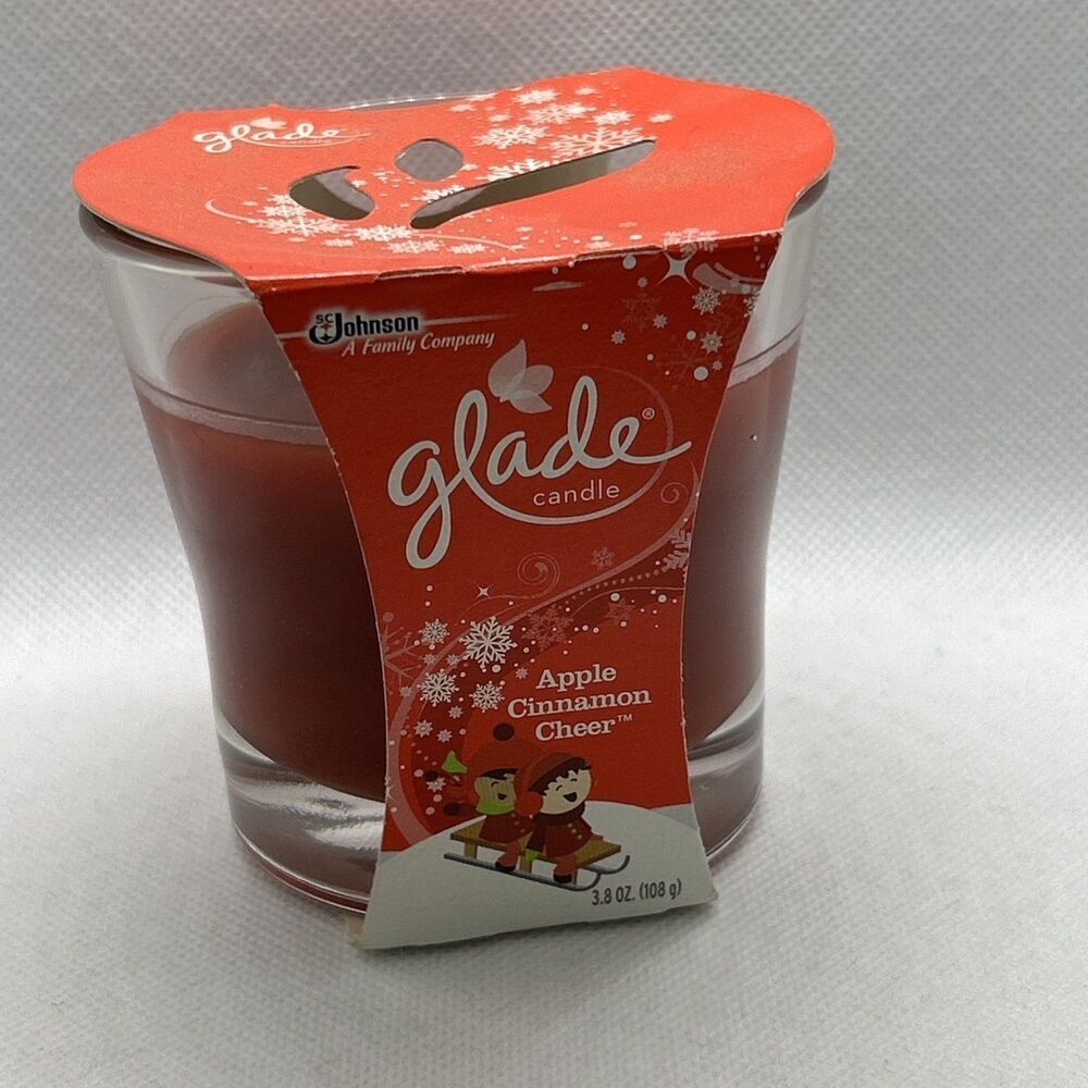 Glade Candle Apple Cinnamon Cheer 3.8 ounces Glass Jar
